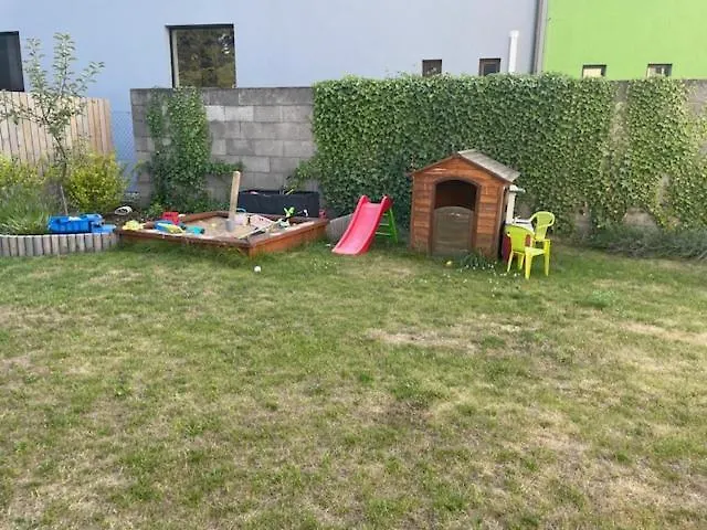 Vila Cely Dum + Zahrada Pardubice