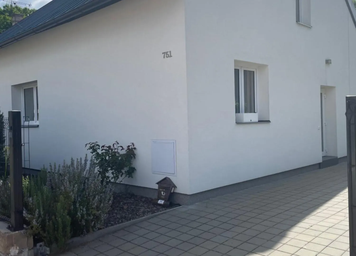 Cely Dum + Zahrada Villa Pardubice Czech Republic